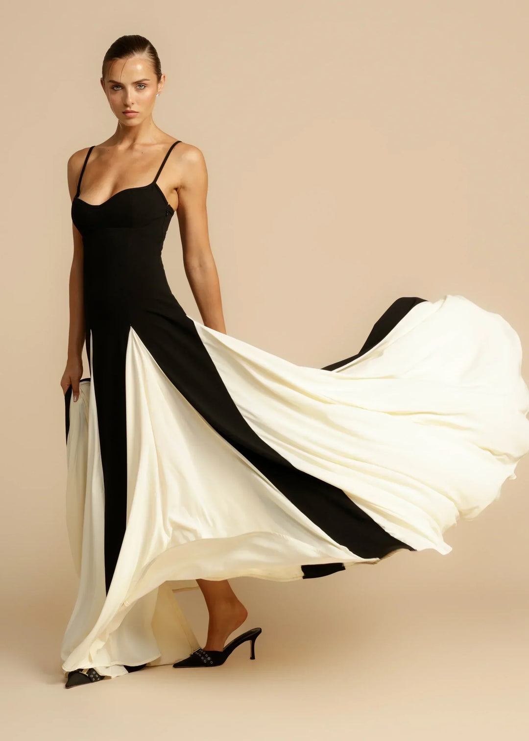 Isabella | Elegant Maxi Dress